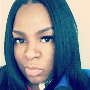 Meet your Posher, Shaneika